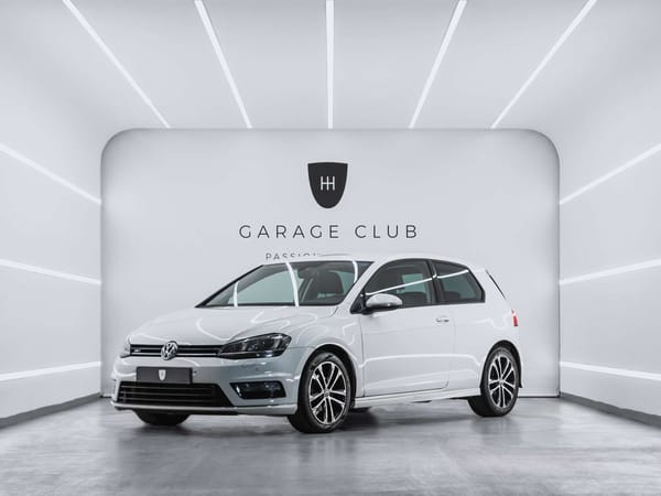 VOLKSWAGEN Golf VII {'id': 3226, 'title': 'Golf VII 1.6 TDI 105 Sport by R-Line BMT'} 2012 Segunda Mano