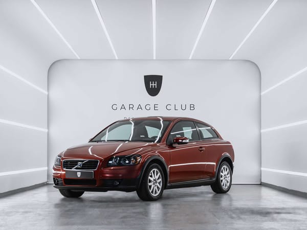 VOLVO C30 {'id': 420, 'title': 'C30 1.8 Momentum'} 2006 Segunda Mano